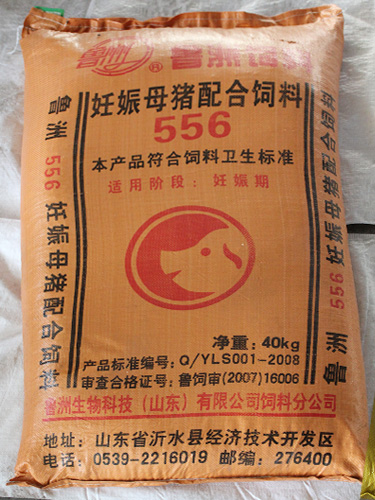 ���i������